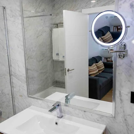 Mira San Basilio Apartment
